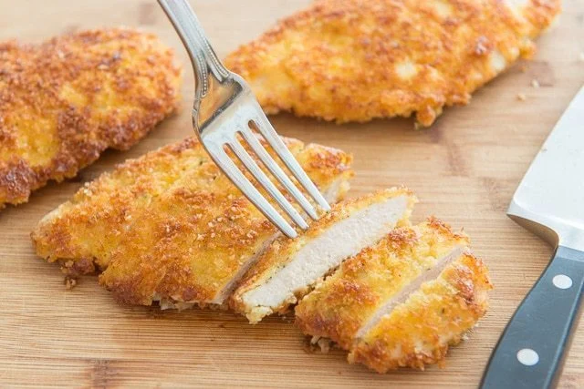 FFF Flaming Grill Premium Breaded Chicken Fillets